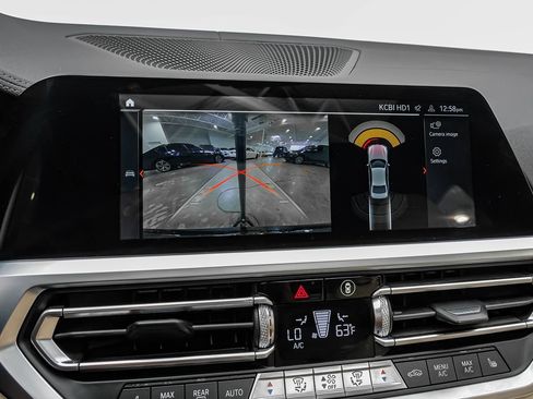 Used 2019 BMW 330i Sedan w/ M Sport Package RWD image 26