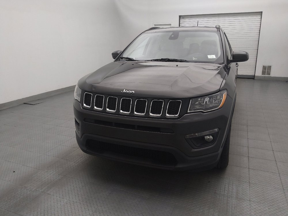 Used 2019 Jeep Compass Latitude w/ Popular Equipment Group AWD/4WD image 15