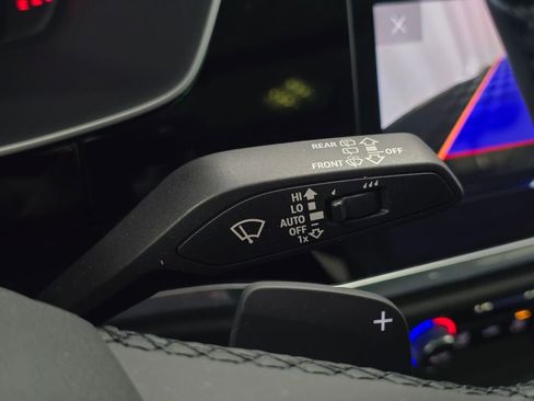 Used 2024 Audi Q3 2.0T Premium w/ Convenience Package image 39