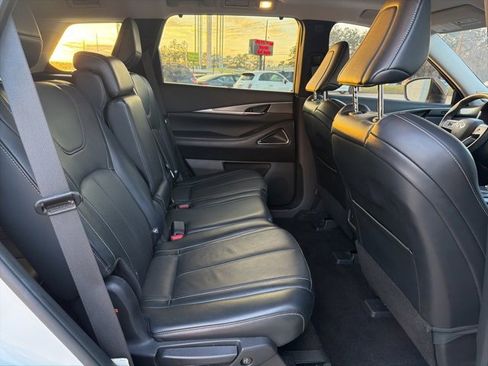 Used 2023 INFINITI QX60 Luxe w/ Vision Package image 15