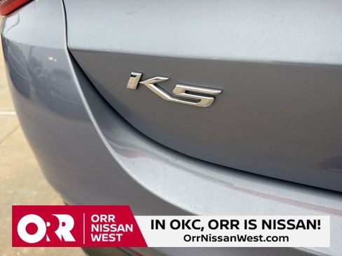 Used 2021 Kia K5 EX image 10