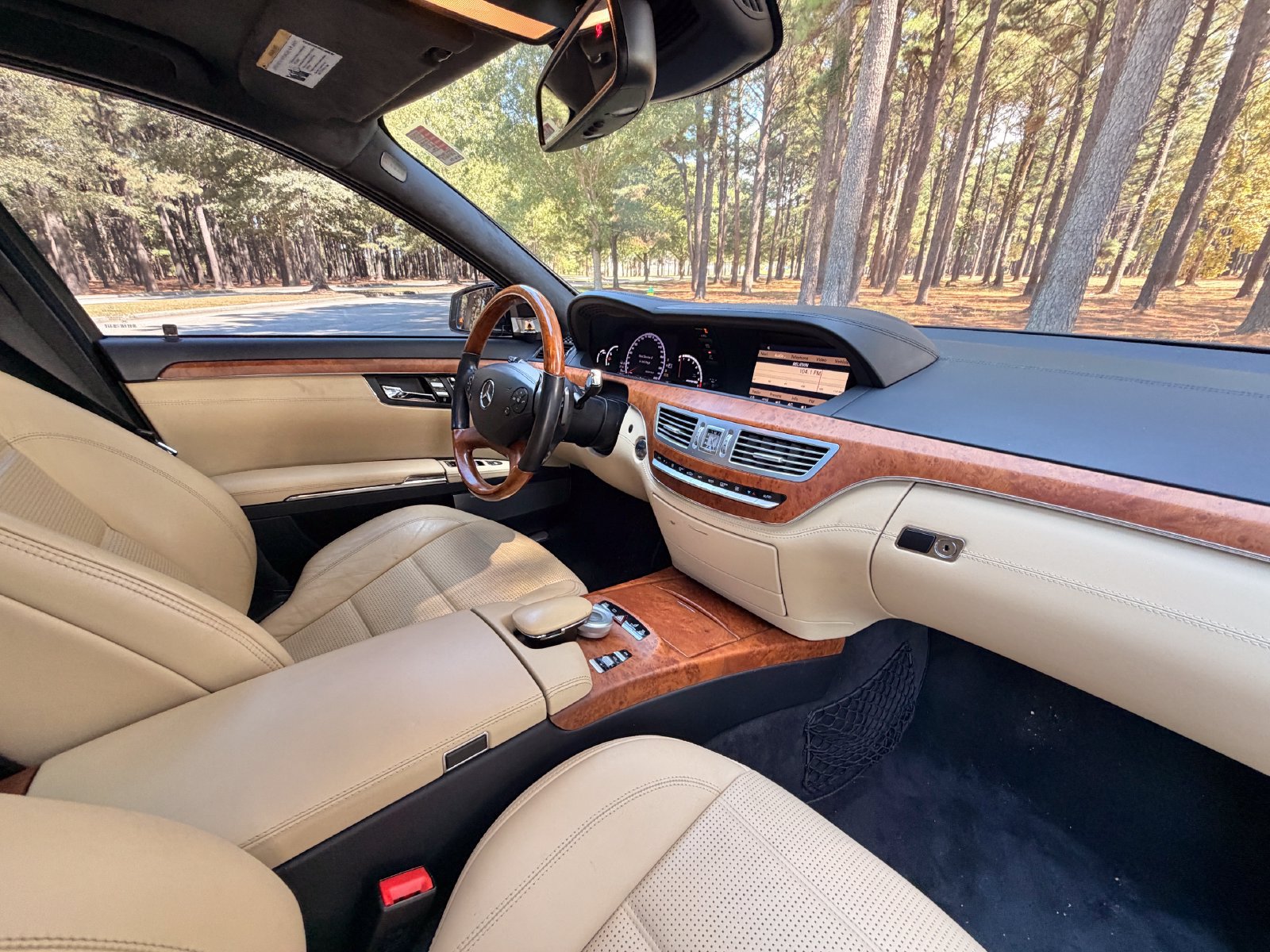 Used 2013 Mercedes-Benz S 63 AMG image 19