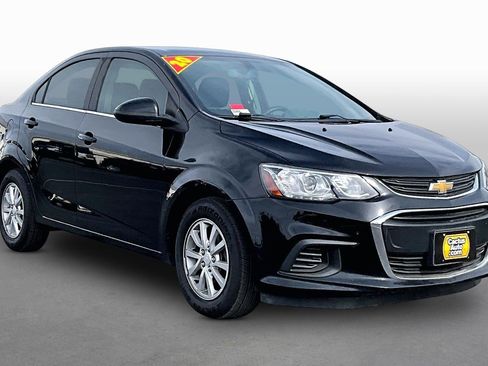 Used 2020 Chevrolet Sonic LT FWD image 10