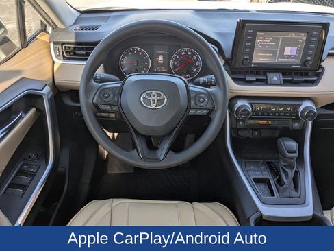 Used 2022 Toyota RAV4 XLE image 19