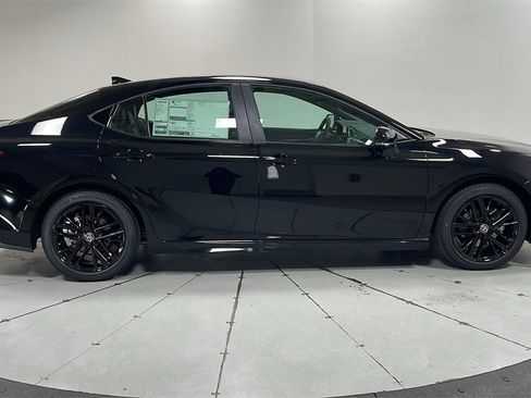 New 2026 Toyota Camry SE image 6