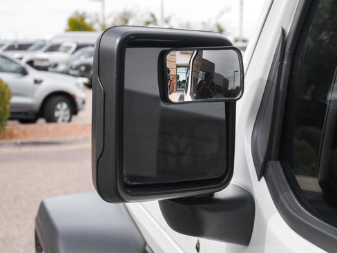 Used 2022 Jeep Wrangler Sport S image 17