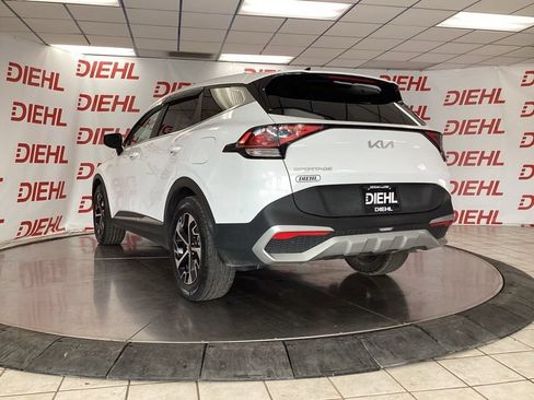 Certified 2024 Kia Sportage EX FWD image 5