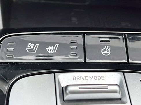 Certified 2023 Hyundai Tucson Limited w/ Cargo Package FWD image 33