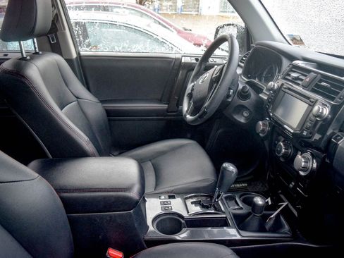 Used 2016 Toyota 4Runner Trail Premium image 8