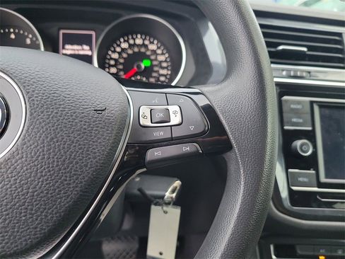 Certified 2021 Volkswagen Tiguan S image 20