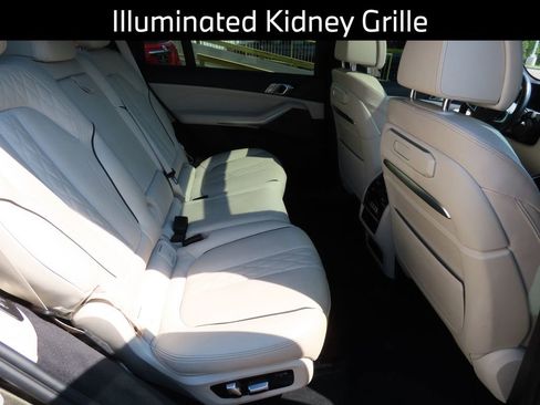 Certified 2023 BMW X7 xDrive40i w/ M Sport Package image 16