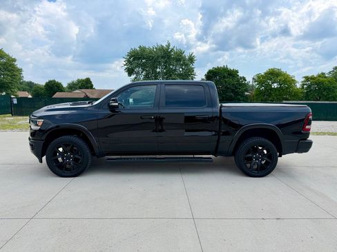 Used 2022 RAM 1500 Laramie AWD/4WD image 2