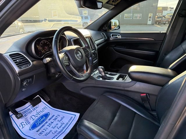 Used 2018 Jeep Grand Cherokee Altitude AWD/4WD image 10