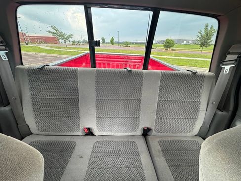 Used 2002 Ford F150 XLT AWD/4WD image 24