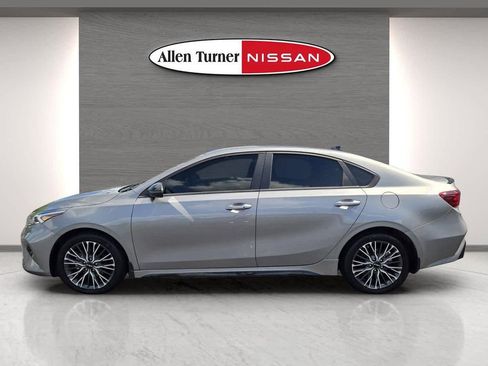 Used 2024 Kia Forte GT-Line w/ GT-Line Premium Package FWD image 10