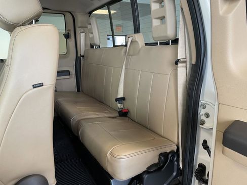 Used 2016 Ford F250 Lariat w/ Chrome Package image 26