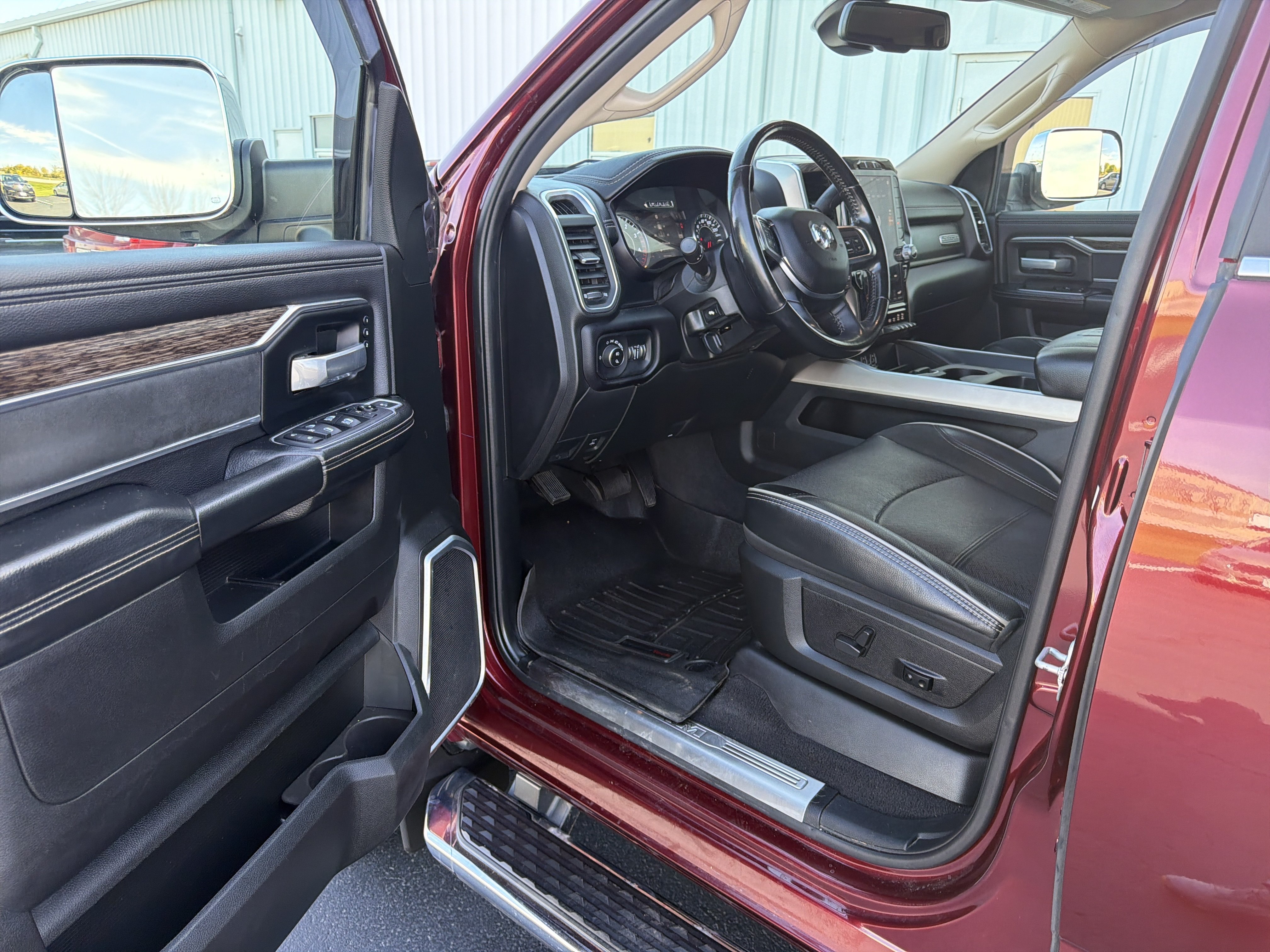 Used 2021 RAM 2500 Laramie AWD/4WD image 27