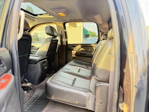 Used 2012 GMC Sierra 2500 SLT AWD/4WD image 25