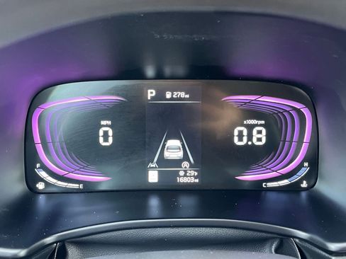 Used 2025 Kia Soul LX w/ LX Technology Package image 37