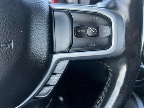 Used 2020 RAM 1500 Big Horn AWD/4WD image 39