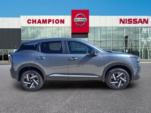 New 2026 Nissan Kicks SV FWD image 7
