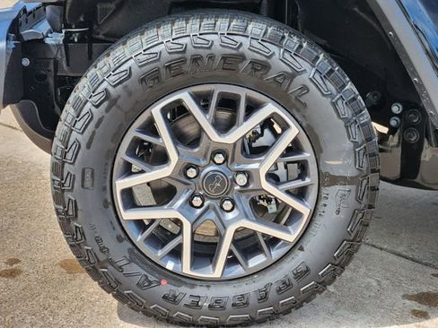 New 2026 Jeep Wrangler Unlimited Sahara AWD/4WD image 7