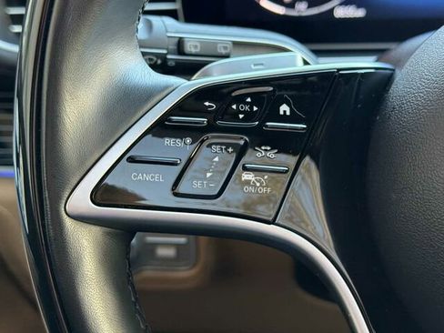 Certified 2024 Mercedes-Benz GLS 450 4MATIC image 32