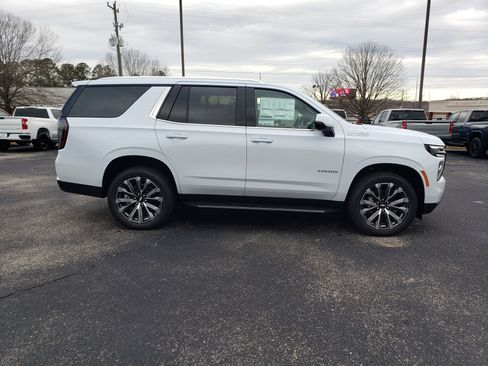 New 2026 Chevrolet Tahoe High Country w/ Sun And Tow Package image 6