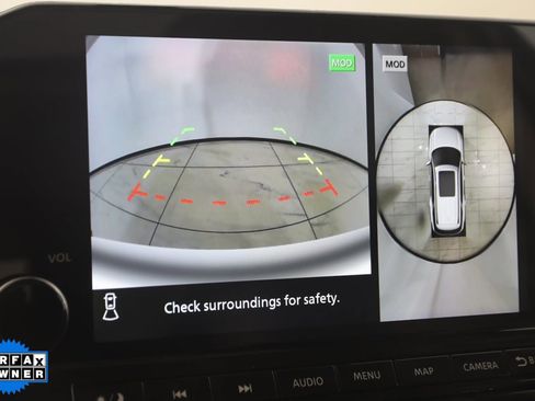 Used 2024 Nissan Pathfinder Platinum w/ Cargo Package image 10