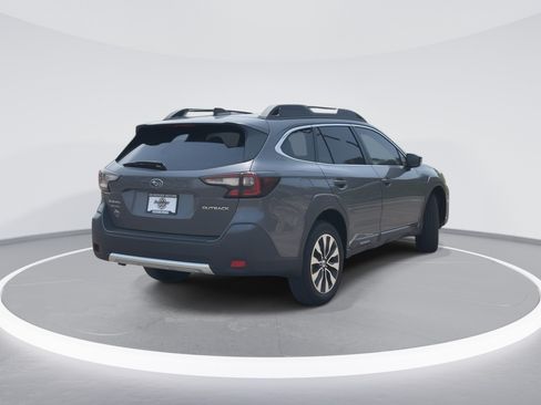Certified 2024 Subaru Outback Limited AWD/4WD image 5