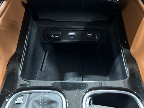 Used 2024 Kia Telluride SX Prestige X-Line AWD/4WD image 29