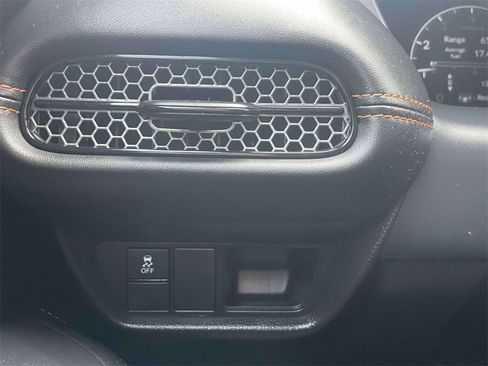 Certified 2025 Honda HR-V Sport image 18