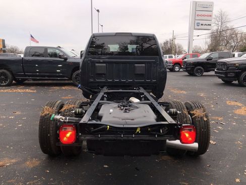 New 2026 RAM 3500 Tradesman w/ Chrome Appearance Group image 17