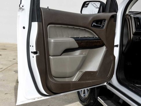 Used 2021 GMC Canyon Denali image 43