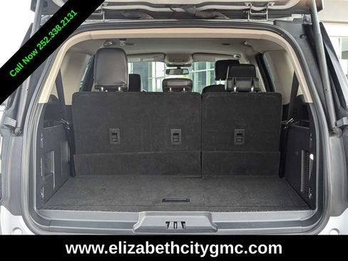 Used 2023 Ford Expedition Max XLT image 14