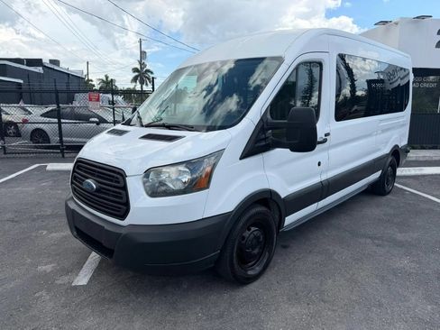 Used 2015 Ford Transit 350 XL RWD image 9