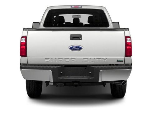 Used 2016 Ford F250 XLT w/ XLT Premium Package AWD/4WD image 5