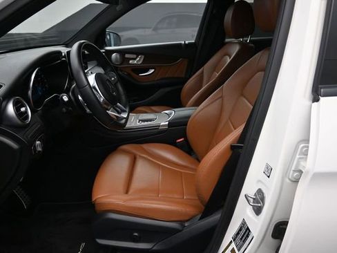 Used 2021 Mercedes-Benz GLC 300 image 21