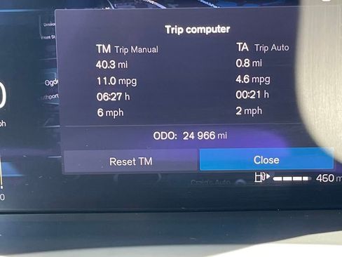 Used 2024 Volvo XC90 B6 Plus image 26