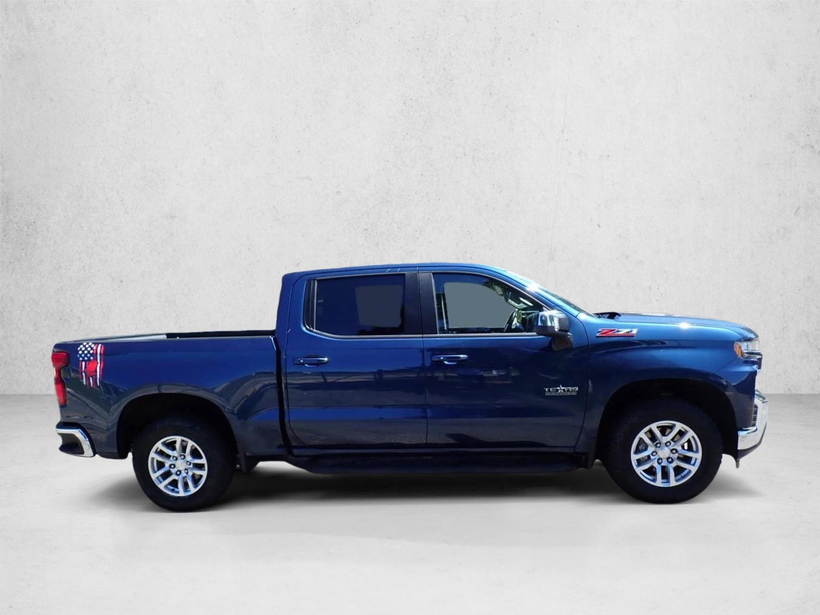 Used 2019 Chevrolet Silverado 1500 LT w/ Texas Edition AWD/4WD image 5