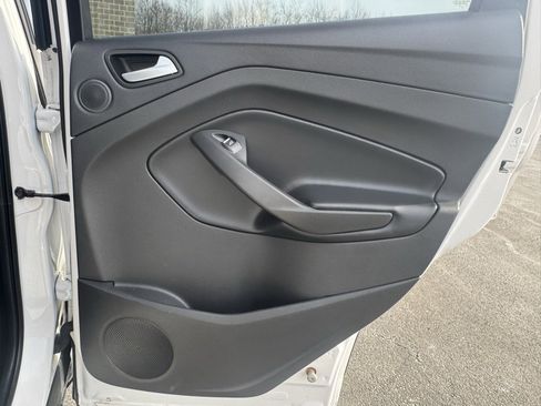 Certified 2019 Ford Escape Titanium image 25