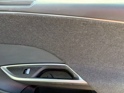 Used 2024 Lucid Air Touring AWD/4WD image 37