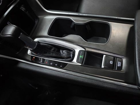 Used 2020 Honda Accord LX image 27