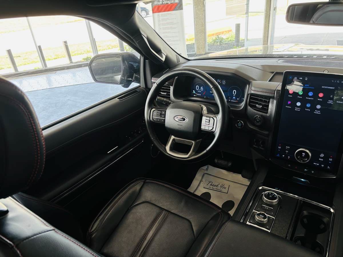 Used 2024 Ford Expedition Max Limited AWD/4WD image 50