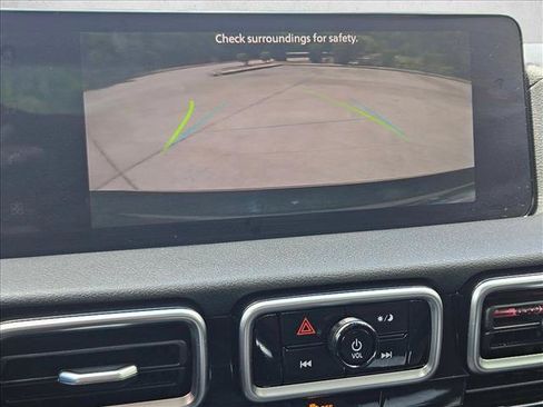 Used 2026 Nissan Sentra SR w/ Floor Mat Package FWD image 12