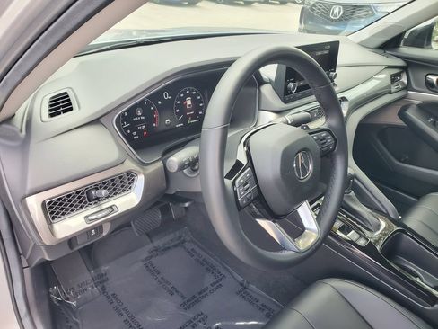 Used 2025 Acura Integra FWD image 14
