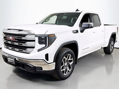 New 2026 GMC Sierra 1500 SLE w/ Preferred Package image 1