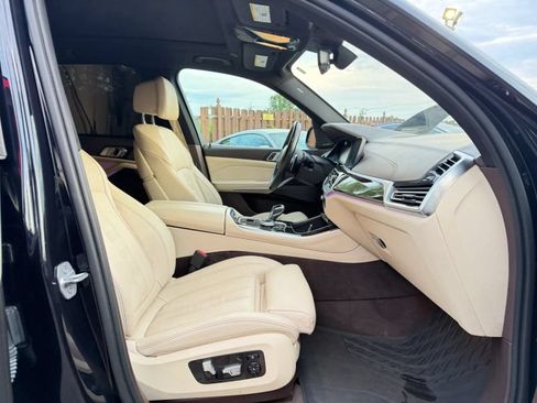 Used 2019 BMW X5 xDrive50i AWD/4WD image 31