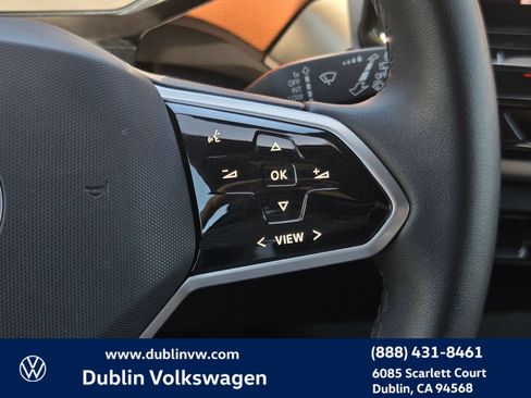Used 2023 Volkswagen ID.4 Pro RWD image 18