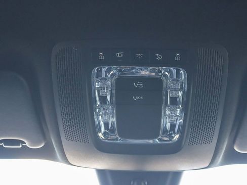 Used 2021 Mercedes-Benz GLA 250 4MATIC image 26